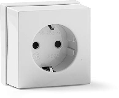 FAMATEL – Toma de corriente con TTL | 65 x 65 mm |Superficie | 16A | 250V | Fácil instalación | Serie 5000 | Blanco.