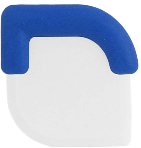Durable 3 Nylon Plastic Pan Scraper Tool with Anti-Slip Handle - Random Color (1-pack)