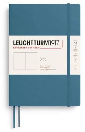 LEUCHTTURM1917 363398 Notizbuch Medium (A5), Softcover, 123 nummerierte Seiten, Stone Blue, blanko | 123 nummerierte Seiten, Inhaltsverzeichnis, Paginierung, Falttasche, 2 Lesezeichenbänder