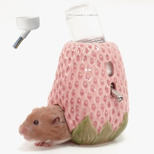 Kelivi 2in1 Trinkflaschenhalter Erdbeer Keramik für Syrisch- & Zwerghamster | Einstellbare Höhe,Tropfsicher Doppelkugel,Kausicher Keramik,80ml Trinkflasche,2 Ersatzkappen,Hamsterversteck