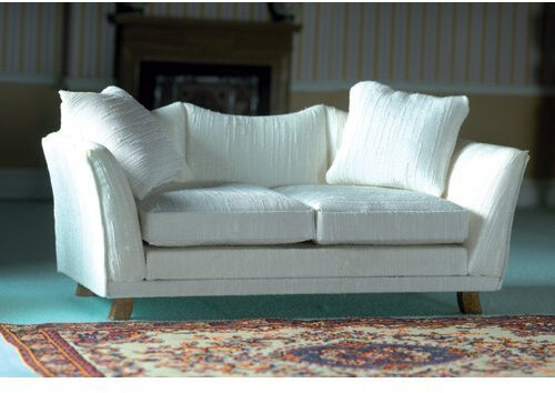 The Dolls House Emporium Klassich cremefarbenes Sofa