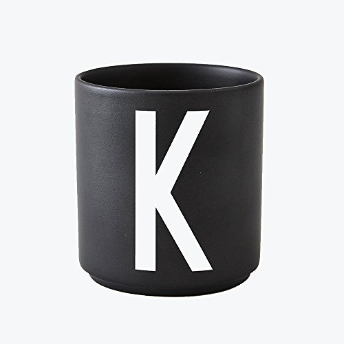 Design Letters - Becher - Buchstabentasse - Buchstabe: K - Porzellan - Schwarz - Arne Jacobsen