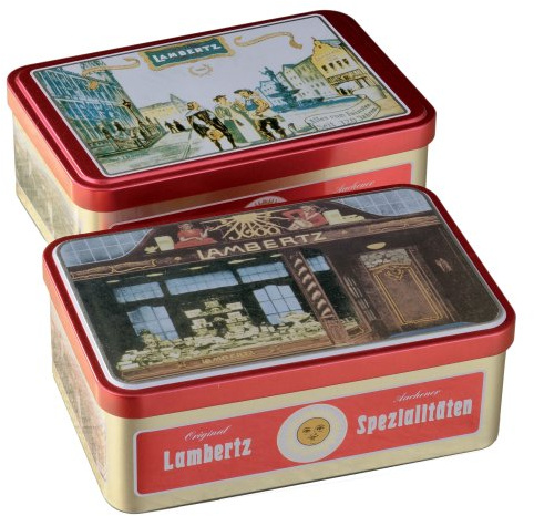 Metall Dose Zum Fest 300g (1 Packung),(Maße 20 x 13 x ca. 11cm) Befüllt mit feinen Printen, Lebkuchen, Zimtsternen und weiteren Lambertz-Spezialitäten. €26,50/kg