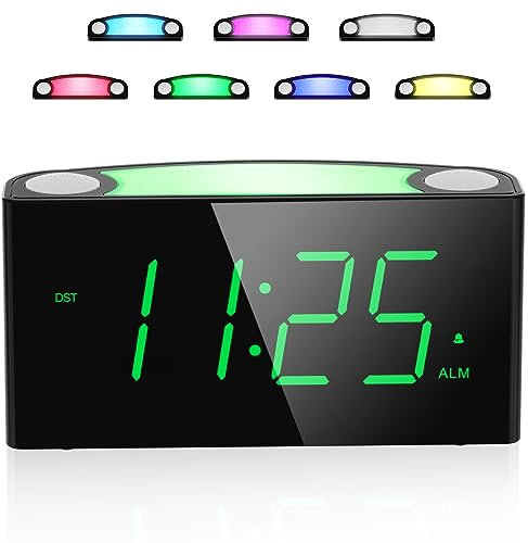 Sveglia Digitale Plug-in da Comodino, Orologio da Tavolo con 7Colori di Luce Notturna,Grande LED Display&Dimmer, USB Ricaricare,Batteria di Ricambio (non inclusa), per Bambini/Anziani,12/24 Ore