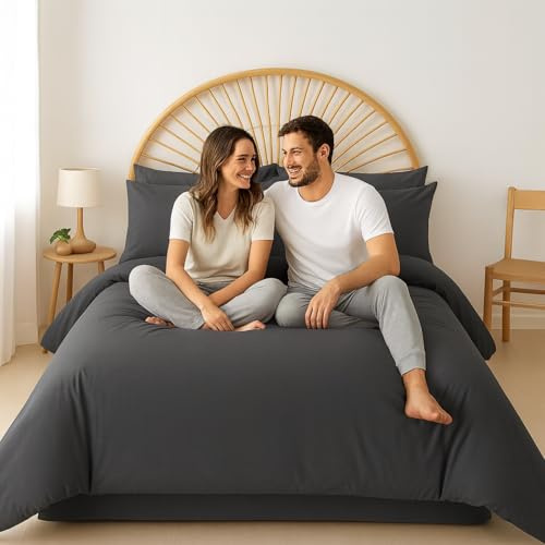 Complete Bedding Set, Luxury 4 Pcs 100% Pure Cotton Duvet Cover, Quilt Set with 2 Pillowcases & Fitted Sheet, 200 Thread Count Plain Dyed Reversible Soft & Breathable Bed Linen (Charcoal, Double)