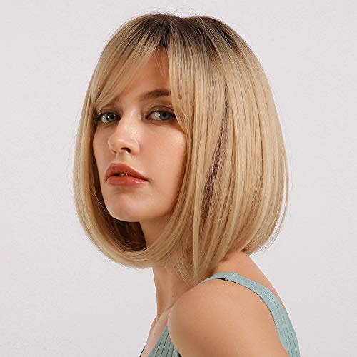HAIRCUBE Short Wave tête avec frange femmes perruque de mode en fibre synthétique résistant à la chaleur naturelle partie/cosplay/vêtements/perruques quotidiennes (La blonde)
