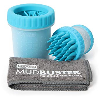Dexas MudBuster Portable Pet Cleaning Kit with Dog Paw Washer, Pet Bathing Brush, Microfiber Towel, Small, Blue