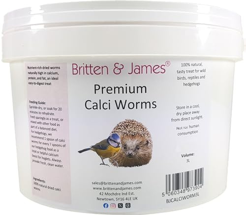 Britten and James Dried Calci Worms in a 3L Tub. High in Calcium and Protein - an ideal treat for Hedgehogs and Wild Birds