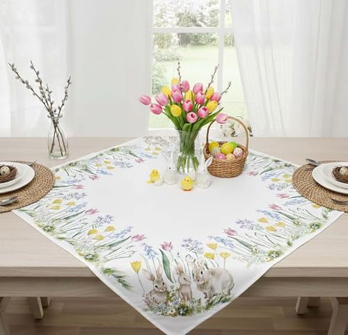 KAMACA Tischdecke Frühling & Ostern – Oster Tischdeko mit Hasen Häschen Familie, Blumen & Ostereiern, bunt Bedruckt – Mitteldecke für Küche, Esstisch, Wohnzimmertisch (85x85 Hasen - Familie)