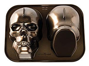 Nordic Ware + Haunted Skull Kuchenform