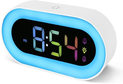 Seutgjie Wecker Digital Kinder, Kinder Wecker mit Nachtlicht für Mädchen Jungen Jugendliche Dual Alarms 18 Klingeltöne Snooze Modi 12/24 Stunden 5-Lautstärkeanpassungen Kinder
