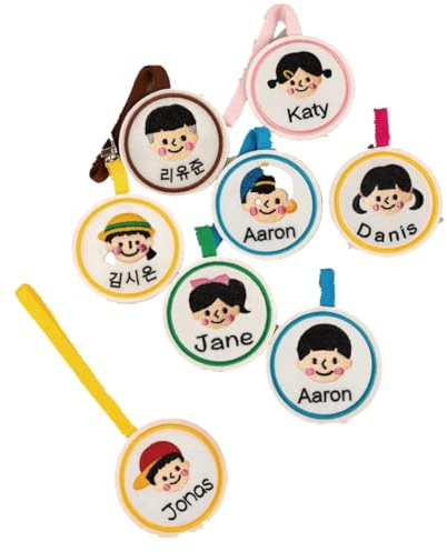 YIJIA | Etiqueta adhesiva con nombre bordado de fieltro personalizado, patrón de dibujos animados para niños, colgante en el bolso escolar, taza, ropa, bolsa de lona,Maleta,colgante con nombre