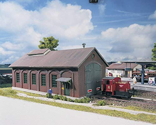 Piko H0 61823 H0 Lokschuppen Burgstein, 36.2 x 25.4 x 5.6 cm, Dunkelbraun