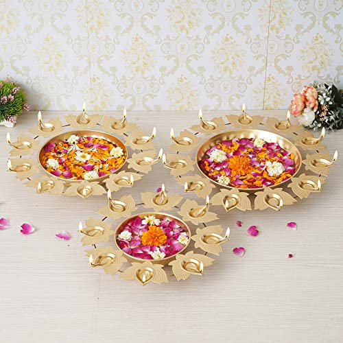 Webelkart Premium Gold Polish Urli Schüssel Set 3 Stück Lotus Diya Metall Urli Topf Potpourri Schüssel für Zuhause und Büro Dekor & Festival Geschenk Blumen für Pooja und Heimdekoration