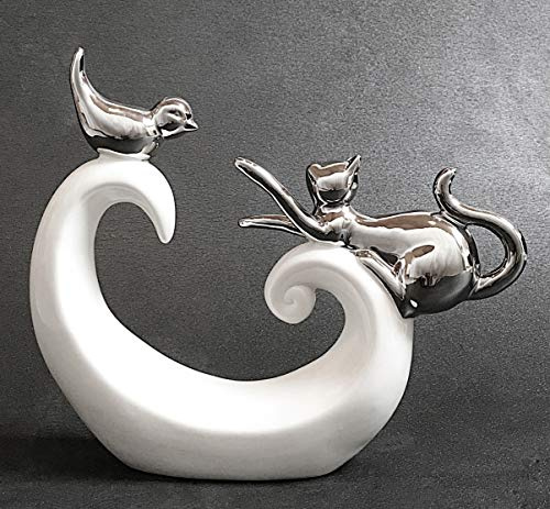 FeinKnick stilvolle Deko mit spielender Katze und Vogel in weiß & Silber | Katzen Dekoration aus Keramik – Moderne Katzenfigur 20cm hoch – Deko Katzenfigur und Katzenskulptur, schön als Geschenk