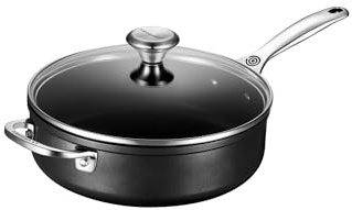 LE CREUSET Sartén antiadherente endurecida PRO con tapa de vidrio, 4.25 cuartos de galón.