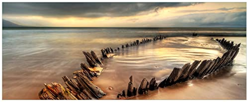 Wallario Wandbild aus Acryl, 80 x 200 cm, freischwebende Optik - Bootswrack in Irland am Strand