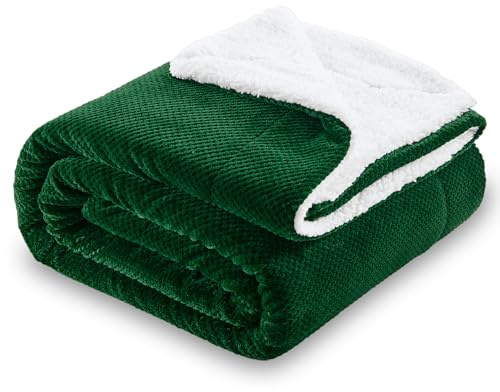 SOCHOW Waffel Sherpa Fleecedecke, superweiche, flauschig warme, leichte, Wendeplüschdecke für Bett, Sofa und Couch, 220 x 240 cm Waldgrün
