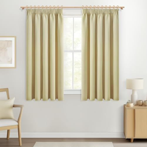 MRTREES Cortinas Salon Modernas 2 Piezas Beige Galleta Opacas para Rieles con Ganchos Cortina Cortas 140x160cm (An x Al) Térmica Aislante Frío y Calor para Dormitorio Juvenil, Cocina, Comedor
