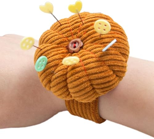 Handledsnålhållare – 6,5 cm / 2,56 tum pumpa armband nålkuddar, pop ring nålkuddar, allmänt tillämplig nålkudde för sömnad med justerbar elastisk rem passar alla handledsstorlekar