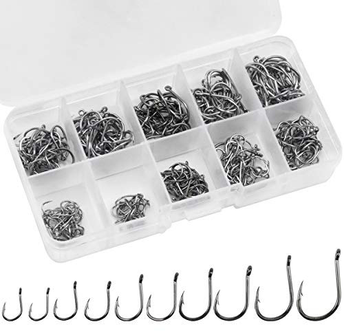 Angelhaken Kohlenstoffstahl 300 Stück Angeln Haken in 10 Größen Angelhaken mit öse Haken für Fisch Angelhaken mit Widerhaken Angelhaken Set mit Kunststoffbox, Angelzubehör für Salzwasser Frischwasser