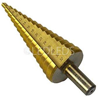 FRESA CONICA ALLARGAFORI DA 4 A 32 MM PUNTA TRAPANO CON GRADINI IN ACCIAIO