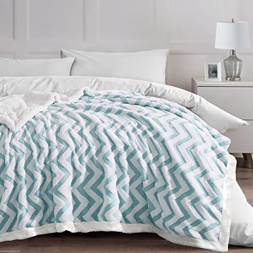 Velosso Sherpa Fleece Throw Blanket Chunky Cosy Premium Thermal Fleece Reversible Chevron Pattern for Bed and Couch Double/Twin Size (Duck Egg, 150cms x 200cms)