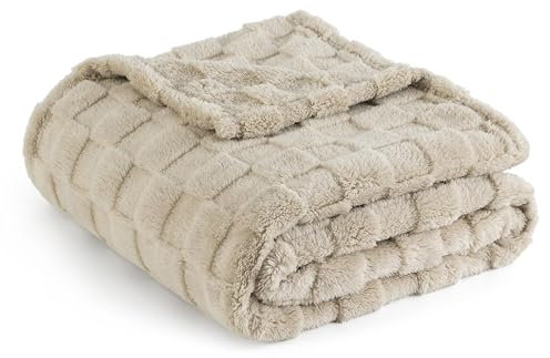 Bedsure Fleece Throw Blanket for Sofa - Soft Cosy Checkered Blankets for Women and Girls, Fluffy Warm Single Throw for Bed, Beige, 130x170 cm