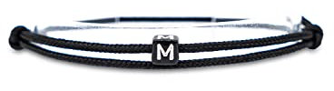 Made by Nami Surfer-Armband Personalisiert mit Buchstabe - Damen Herren Mädchen Pärchen-Armband individualisiert - Freundin Freundschaftsarmband Geschenk - Wasserfest & Verstellbar (Schwarz M)