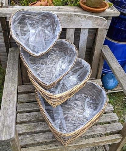 NEU !! 4er Set Pflanzkörbe in Herzform Breite ca. 43, 36 ,31 und 26 cm aus Rattan -Weide-Naturprodukt, kein Plastik !! Handarbeit Pflanzherz Schale Weidenkorb Pflanzgefäß Blumentopf Grab Trauer Liebe