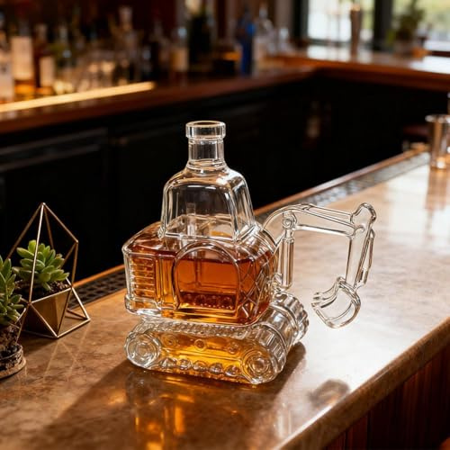 Excavator-Shaped Whiskey Decanter Bottle 300ML Hand Carved Empty Wine Carafe Liquor Storage, 3D Excavator Whiskey Wine Bottle Home Bar Decor Gift for Men Construction & Alcohol Lovers Collectors