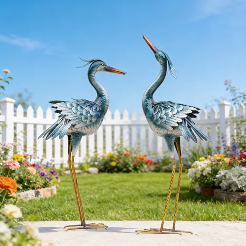 chisheen Large Garden Crane Statues Outdoor Sculptures, Metal Yard Art Heron Statues Standing for Indoor Outdoor Decor, Bird Statues for Patio Lawn Porch Decorations, Set of 2