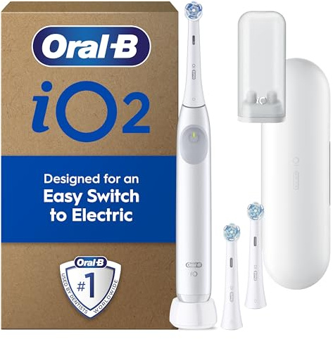 Oral-B iO2 White Electric Toothbrush + iO Ultimate Clean Toothbrush Heads 2 Pack Bundle