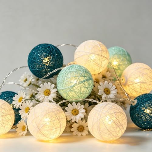 ZingBox Baumwollkugeln Lichterkette, 1,5M 10 LED Lichterkette Kugeln | Batterie, Cotton Ball Lichterketten Innen für Kinderzimmer Weihnachten Hochzeit Party Garten Deko(Dunkelgrün, Hellgrün, Weiß)