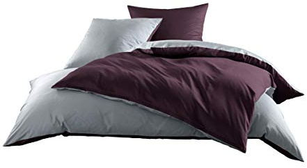 Bettwaesche-mit-Stil Mako Satin Baumwollsatin Wende Bettwäsche Garnitur - viele Farben und Größen (grau - brombeer, 1x 135x200 + 1x 80x80 cm)