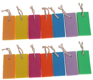 Housoutil 18 Piezas de Piedra Pómez para Pedicura Superficie Rugosa y Cuerda Resistente para Colgar, Herramienta Potente para Eliminar Capa Muerta y Durezas los Pies Color Aleatorio