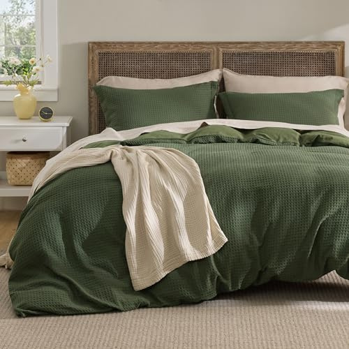 Bedsure Waffle Weave Duvet Cover King Size, Luxury, Soft & Breathable Comforter Cover for All Season, 3 Pieces Wrinkle-Resistant Zipper Bedding with 8 Corner Ties, Olive Green
