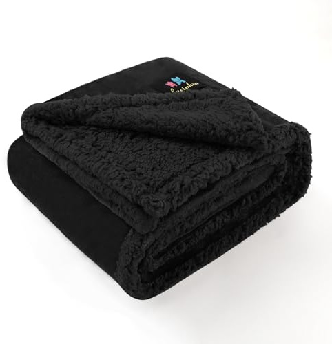 luciphia Couverture Imperméable pour Chien, Lavable Couverture pour Chien Chat, Plaid Anti Pipi Lavable Grande Taille, Protection de Canapé pour Chiens en Polaire Sherpa Noir M (102 * 145cm)