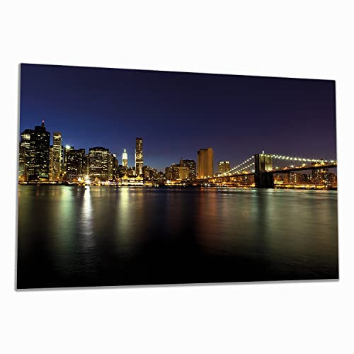 Wallario Herdabdeckplatte/Spritzschutz aus Glas, 1-teilig, 80x52cm mit 8 mm hohen Füßen, für Ceran- und Induktionsherde, New York Skyline - Brooklyn Bridge und Manhattan am Abend