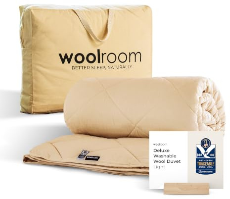 WOOLROOM Deluxe Washable British Wool Duvet Superking 2-5 Tog, Lightweight - Natural Certified Anti Allergy Moisture Wicking - Organic Cotton Cover (200tc) - 30 Night Sleep Trial, W260 x L220
