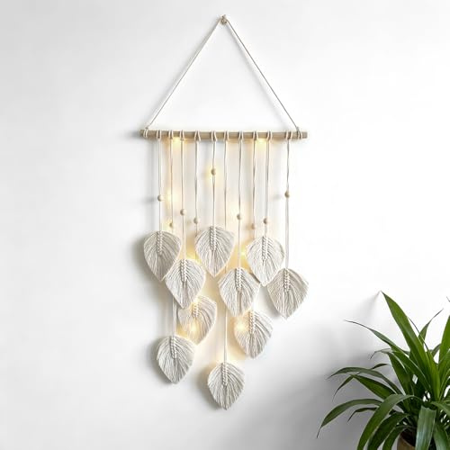 IHONYI Makramee Wandbehang – Boho Deko Wanddeko – Girlande mit 3M LED + Kamm, kombiniert mit Holzperlen und Grünen Blättern Ideal für Schlafzimmer, Wohnzimmer, Kinderzimmer und Wohnwagen.（Weiß）