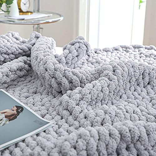 Bigacogo Tjock stickad filtöverkast 102 cm x 152 cm, 100 % handstickad chenille prydnadsfilt, mjuk tjock garnkabel stickad filt, söt repknut virkad filt för bäddsoffa (ljusgrå)
