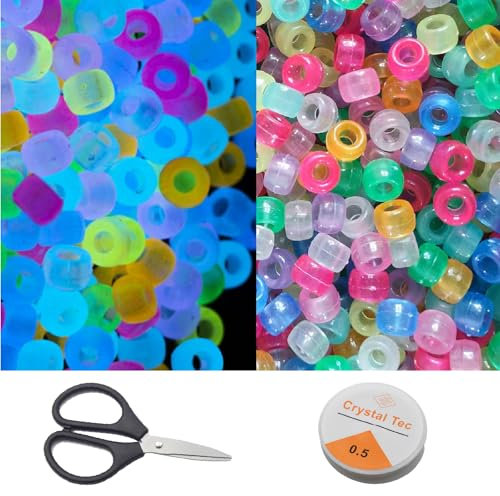 SHENSAIGO 900 Stück Leuchtend Pony Beads, 6 X 9mm Pony Perlen Bunte zum Auffädeln, Großem Loch Bastelperlen mit Schere Kristallseil, Bunte Perlen für Armbänder Schmuck Ketten Basteln (9 Farben）