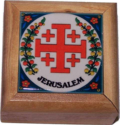 Holy Land Market Rosenkranz-Box aus Olivenholz für die Erstkommunion, Bethlehem-Keramik, Jerusalem-Kreuz (7,6 x 7,6 x 5,1 cm, Rosenkranz-Box)
