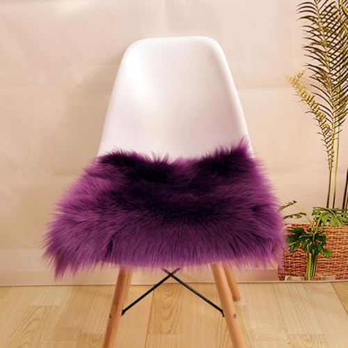 Kunstfell Sitzkissen, Kleiner Quadratisch Felle für Stühle, Plüsch Flauschiger Sitzauflage Stuhl, Flauschiger Teppich, Sitzfelle für Stühle Dekofell Schlafzimmer Asthetische (Lila, 45*45 CM)