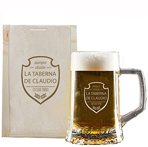 CALLE DEL REGALO Jarra de Cerveza ‘La Taberna de…’ grabada con su Nombre y año de Nacimiento con caja de madera