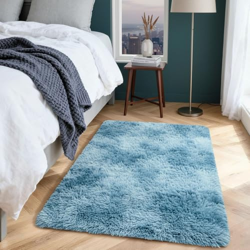Aspire Homeware mattor vardagsrum 60 x 110 cm – batikfärgade golvmattor för sovrum med halkskydd – moderna supermjuka plyschgolvmattor för vardagsrum – fluffig lurvig sängmatta för barnrum