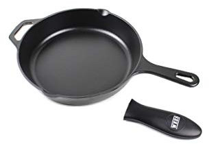 WEES-CK Premium Emaille Gusseisenpfanne – 26 cm, Perfekte Hitzeverteilung, Unübertroffene Langlebigkeit, für alle Herdarten geeignet (Induktion), Spüllmaschinefest mit Silikon Griffhalter