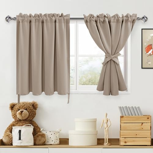 DWCN Kurze Verdunkelungsvorhänge für Schlafzimmer, kurze Vorhänge für kleines Fenster, Thermovorhänge für Büro, 76,2 cm Vorhänge für Küche, Keller - B 107 x L 76,2 cm, Kamel, 2er Set
