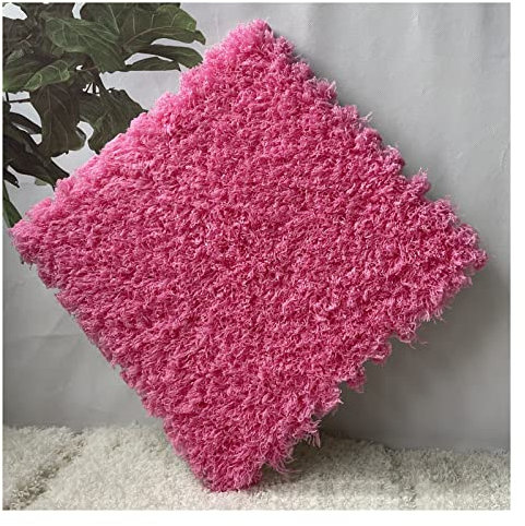 Weiche ineinandergreifende Plüsch-Teppichfliesen, 50-teiliges Set für Zuhause, Spielzimmer, Dekoration, flauschige Kletterfläche, Teppiche, 30,5 x 30,5 cm, quadratisch, Rosenrot